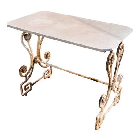 MAESTRANZE SICILIANE DEI PRIMI DEL '900, Tavolino