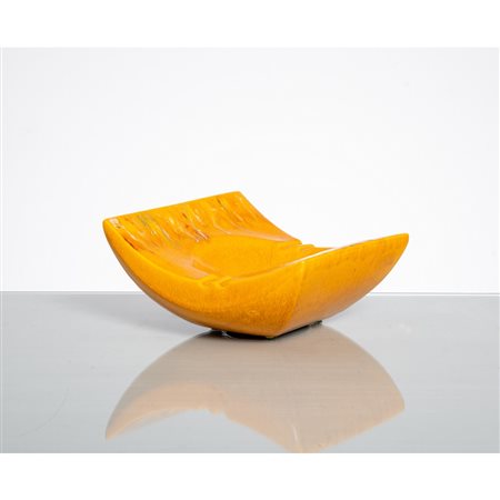 PRODUZIONE ITALIANA 1970 ca., Posacenere in ceramica