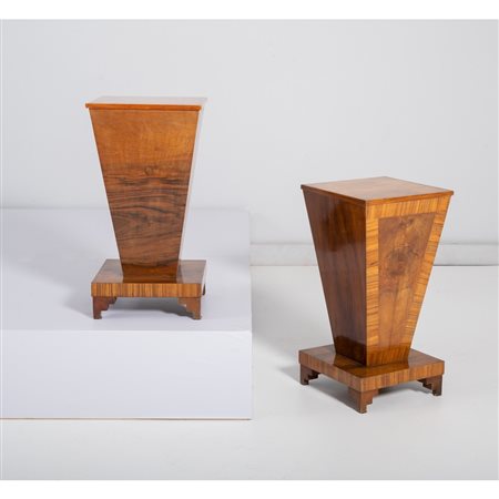 PRODUZIONE ITALIANA 1930 ca., Coppia di gueridon Art Decò