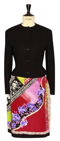 Gianni Versace COUTURE SUIT Description: Black short single breast jacket in...