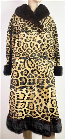 Nina Ricci JAGUAR AND MINK FUR Description: Jaguar fur edged with mink from...