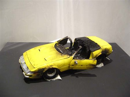 Aubertin Bernard "la Ferrari gialla" macchina combusta su legno in teca di...