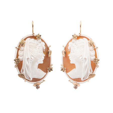 ORECCHINI in oro giallo 9 KT con cammeo