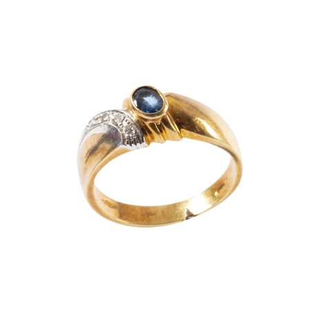 ANELLO in oro giallo e bianco 18 KT con brillanti e zaffiro