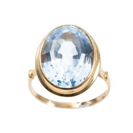 ANELLO in oro giallo 9 KT e pietra di sintesi centrale