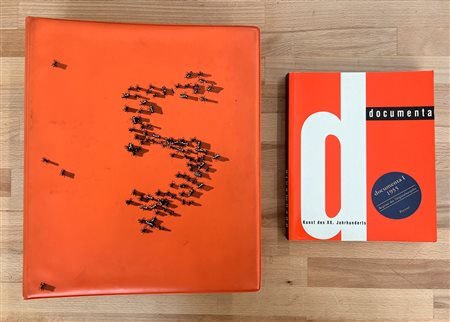 DOCUMENTA KASSEL - Lotto unico di 2 edizioni relative all'omonima manifestazione