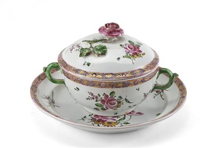 Manifattura Casali Callegari, Pesaro, ultimo quarto del secolo XVIII. Tazza da