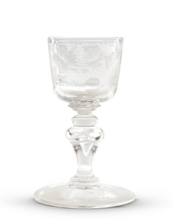 Manifattura di Boemia, secolo XIX. Bicchiere in cristallo inciso con scene di c