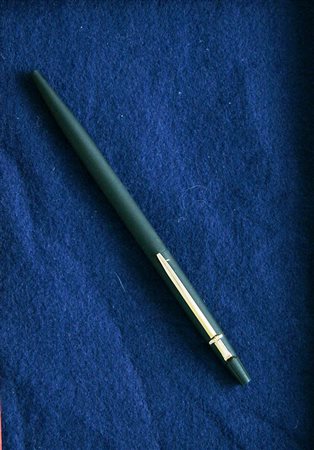 Caran D'Ache penna a sfera - satinato nero