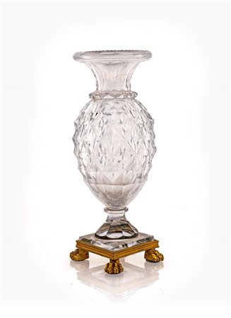  Vasetto in cristallo e bronzo dorato, Francia, XIX secolo