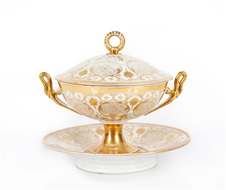  Tazza da puerpera in porcellana con piatto