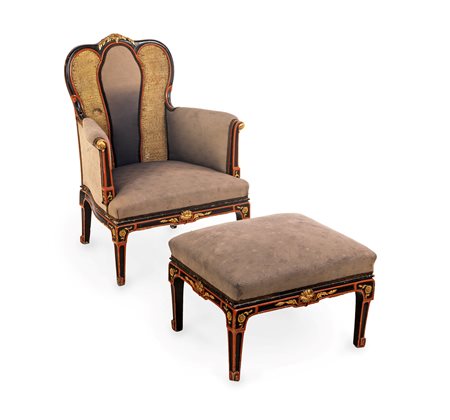  Poltrona con sgabello in legno dipinto e dorato, XIX secolo