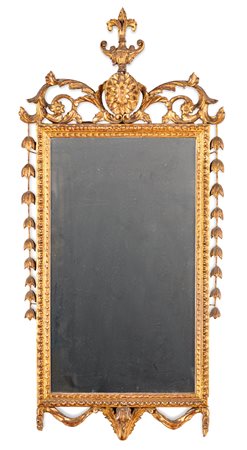  Specchiera in legno intagliato e dorato, XIX secolo