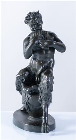 Scultura in bronzo, raffigurante Fauno musicante. Copia dall'antico, seconda...
