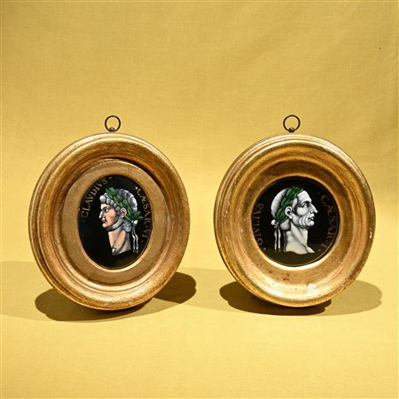 Coppia di placche incorniciate raffiguranti imperatori romani, Limoges XVIII secolo