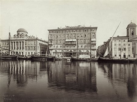 Giuseppe Wulz, 'Veduta 1 - Palazzo Carciotti e Hotel Delaville', Anni 1885 - 1895