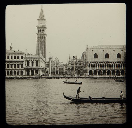 Luigi Saporetti, 'Venezia Piazza San Marco e Palazzo dei Dogi', Inizio 1900