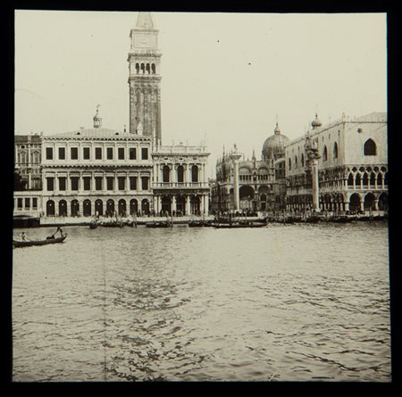Luigi Saporetti, 'Venezia Piazza San Marco 2', Inizio 1900