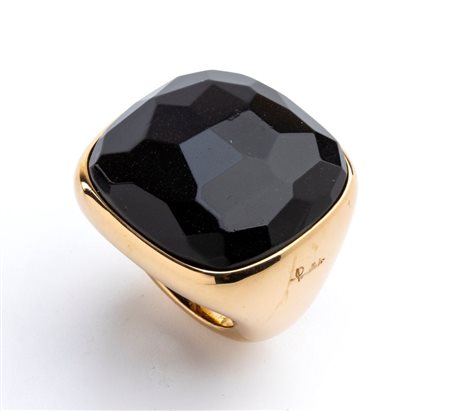  
POMELLATO, collezione Victoria: anello in oro con giaietto 
 