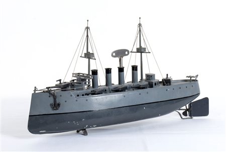  
BING, Germany, incrociatore da guerra   1900s-1920s
Latta  cm.35
