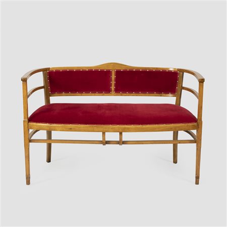 Manifattura italiana anni 20-30 77x119x51 cm.