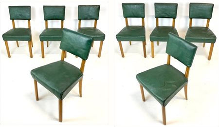 A. SARAGONI Gruppo di otto sedie. Voghera, anni '40. Legno di mogano chiaro mass