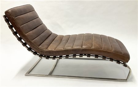 Chaise longue con struttura in tubolare d'acciaio, cinghie in cuoio, cuscini ri