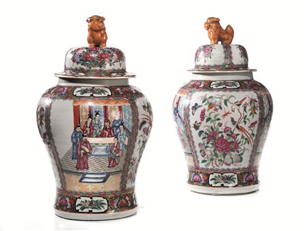 Coppia di potiches con coperchio, Cina fine dinastia Qing- Repubblica, in...