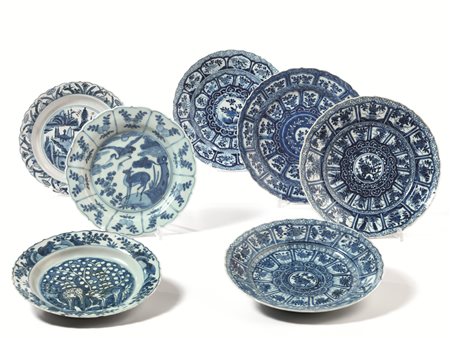 Quattro piatti Cina dinastia Qing, periodo Kangxi (1662-1722), in porcellana...