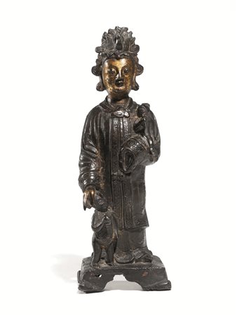 Figura Cina, secolo XVII, in bronzo parzialmente dorato, raffigurante una...