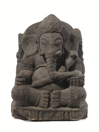 Scultura india, in pietra raffigurante Ganesh, alt. cm 58,5&nbsp;an Indian...