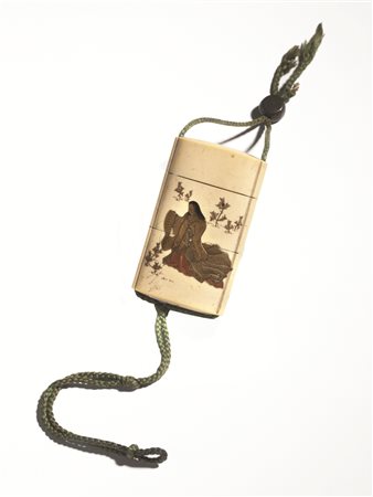 Inro, Giappone, XIX secolo, in avorio,finemente decorato con figure...