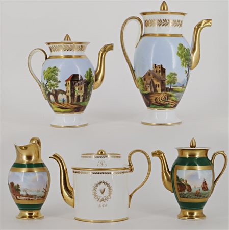 Manifatture differenti, secolo XIX. Lotto composto da una teiera e una lattiera