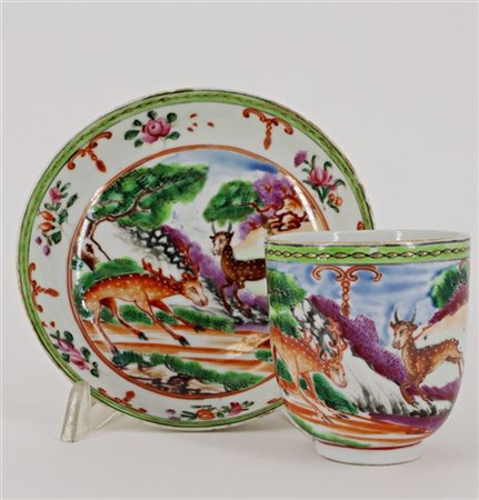 Tazza con piattino in porcellana policromia Famaglia Rosa decorati con cervi

C