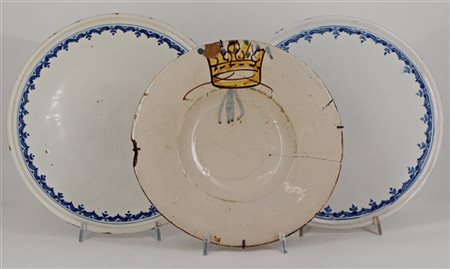 Manifatture diverse, secolo XVIII-XIX. Lotto composto da coppia di alzate in ma