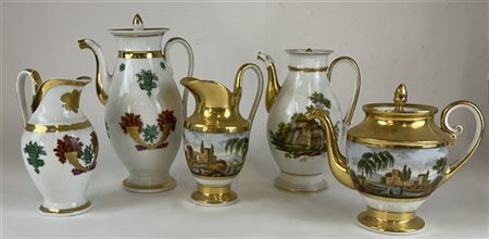 Manifatture diverse, secolo XIX. Lotto composto una caffettiera con coperchio e