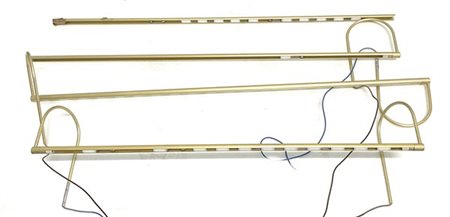 Lotto composto da led per illuminare i quadri. (difetti)