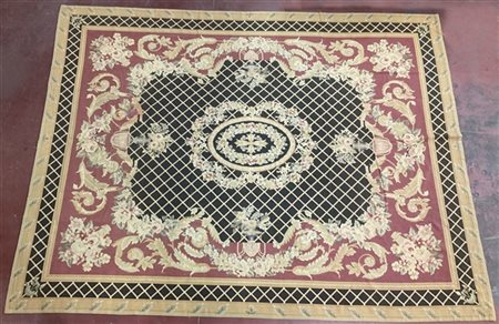 Tappeto piccolo punto, Cina, secolo XX (cm 238x212) (difetti)