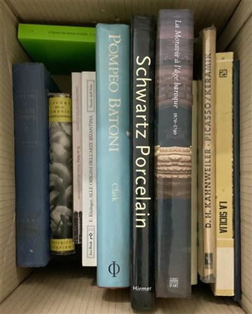 [LIBRI - ARTE] - Cinque cartoni di libri di storia dell'arte e dell'arte orient