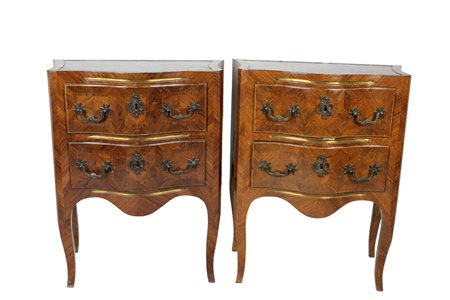 COPPIA COMODINI STILE LUIGI XV