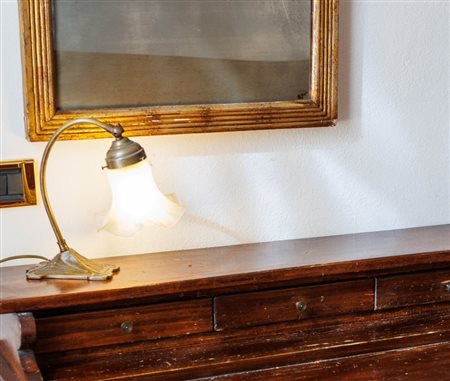 Lume da tavolo in stile Liberty