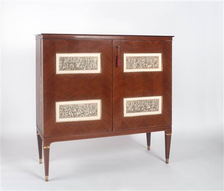 Paolo Buffa Mobile Bar, Anni ‘50;In legno di mogano, inserti in ottone, ante...