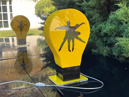 Marco Lodola Lampada da tavolo, "ballerina";47 x 28 x 12 cm Provenienza:...