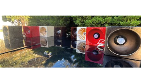 Manifattura itaiana 4 lampade, Italia, anni '70;Struttura in ceramica a forma...