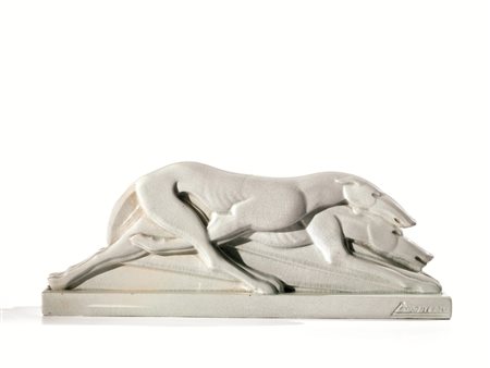 Charles Lemanceau(1905-1980)COPPIA DI LEVRIERI IN CORSAscultura in ceramicacm...