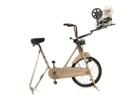 Ben Vautier(Napoli 1935)PER VEDERE IL FILMscultura installazione, cyclette,...