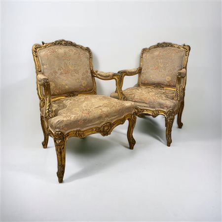  
Coppia di poltrone seconda metà XIX sec.
 100 x 73 x 55 cm