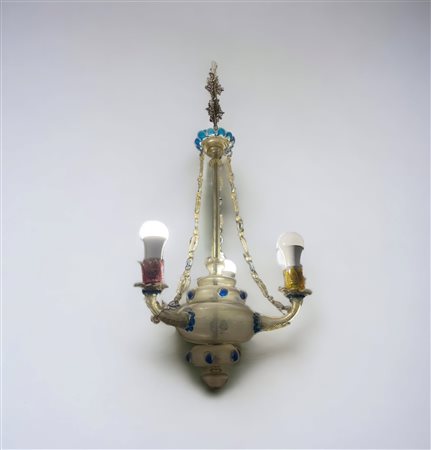  
Lampadario a boccia Seconda metà XX secolo
 90 x 54 cm