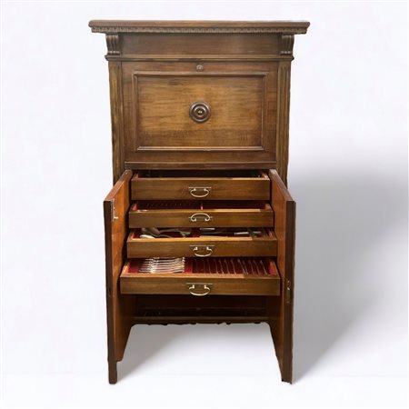  
Secretaire portaposate 
 135,5 x 82 x 52 cm