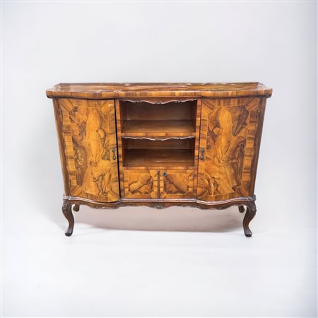  
Credenza in radica Brianza, anni '60
 101 x 130 x 36 cm